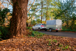 PKW-Anhänger 230x125 UNITRAILER GARDEN 230 KIPP mit Zusatzbordwänden und grauer Hochplane 80 cm